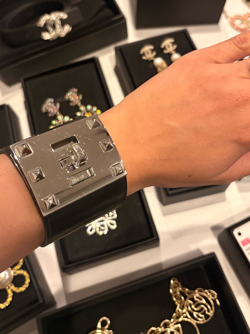 Hermès Black Leather Kelly Dog Extreme Bracelet Size S